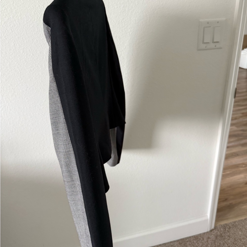Express Blazer - Picture 3 of 10